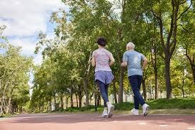 半场战报：博洛尼亚0-0布兰，里科吉安尼斯染红